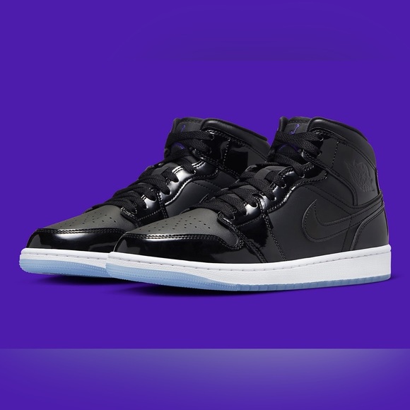 靴 NIKE AIR JORDAN Amazon.com: Nike Jordan 1 Mid Baby/Toddler Shoes 'Black
